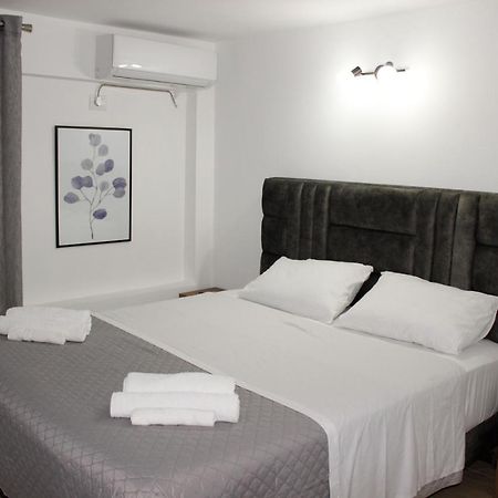 Elite Hotel Sarande Exterior photo
