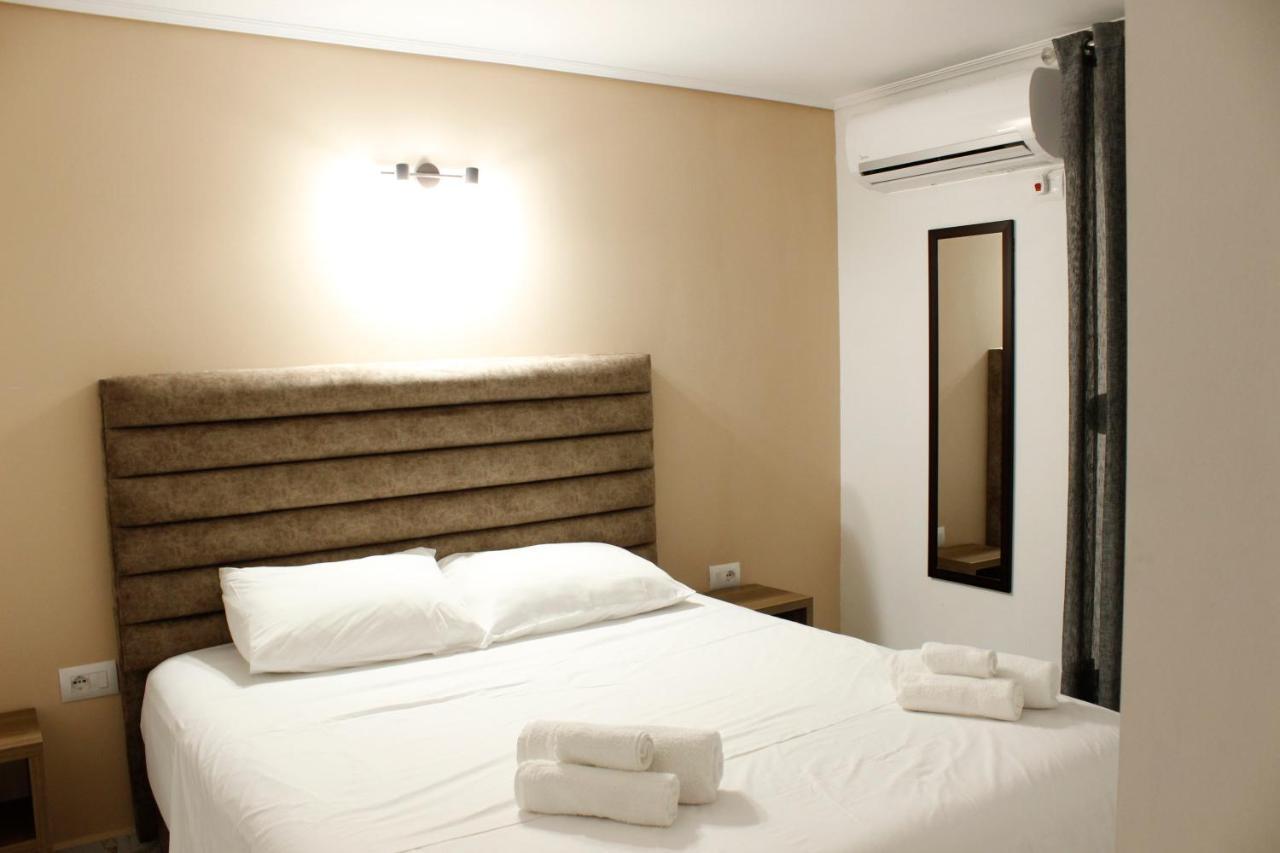 Elite Hotel Sarande Exterior photo